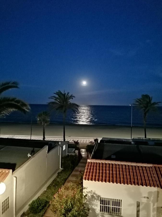 Estudio Frente Al Mar Рокетас-де-Мар Экстерьер фото